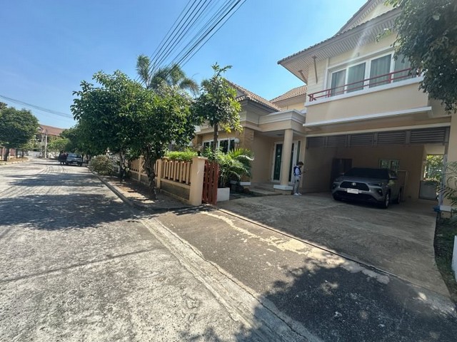 ให้เช่าบ้านเดี่ยว 2 ชั้น หมู่บ้านคาซาลูน่า บางแสน ชลบุรี FP-H01067 