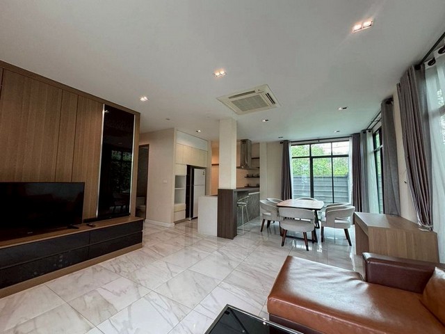 บ้านเดี่ยวสไตล์โมเดิร์น ทอลปิคอล พร้อมผู้เช่า โซนสันทราย