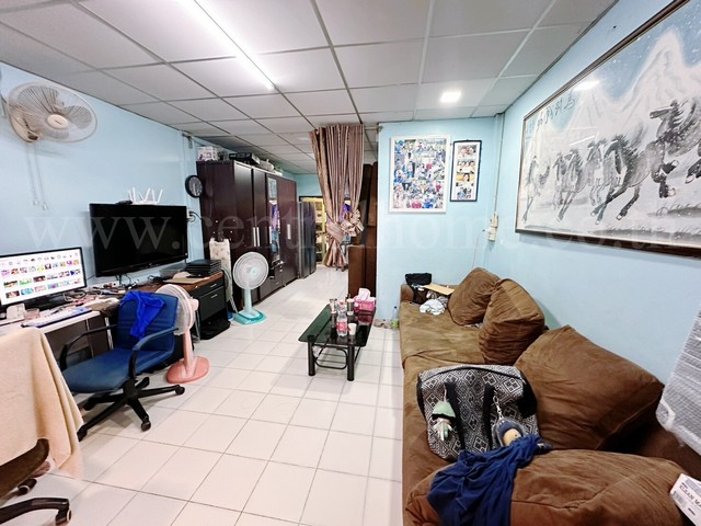 ทาวน์เฮ้าส์ หมู่บ้าน มนวดีพาร์ค ซอยวัดลาดปลาดุก บางบัวทอง ราคาถูกมาก