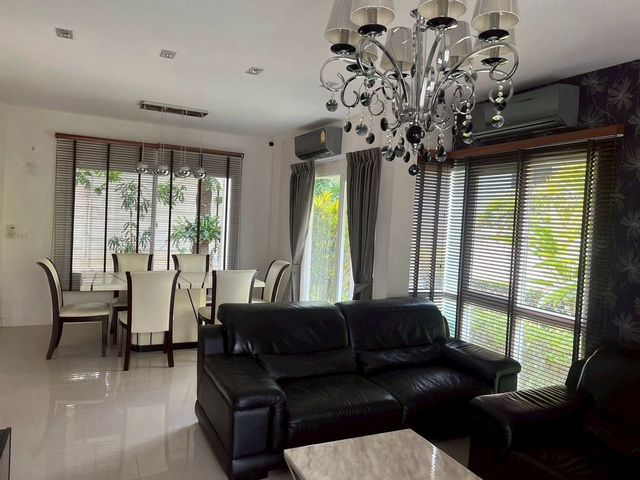 ขายพร้อมผู้เช่า 8.59 ล้าน 68.3 ตรว. #สีวลีเลควิว #SereneLake บ้านพร้อมอยู่ 2 ชั้น บรรยากาศดี #ใกล้ทะเลสาบ พร้อมเฟอร์นิเจอร์