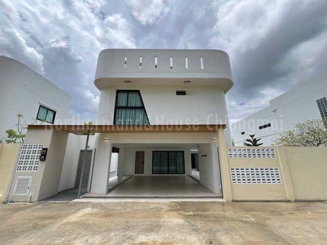 พูลวิลล่าสร้างใหม่ ราคาเริ่มที่ 8.39 ล้าน เนื้อที่ 69-116 ตรว. #โซนหางดง บ้าน 2 ชั้น #สไตล์โมเดิร์น Arc ล้ำสมัย