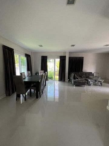 ให้เช่า 45,000 บาท/เดือน ขาย 6.5 ล้าน #Land&House #สีวลี #สันกำแพง บ้านสภาพใหม่สวย ตกแต่งพร้อมเฟอร์นิเจอร์ครบ หิ้วกระเป๋าพร้อมอยู่ได้เลย