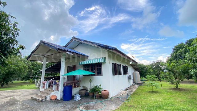 ที่ดิน พร้อมบ้านเดี่ยว ชั้นเดียว 2-3-97 ไร่ วังกระโจม - นครนายก