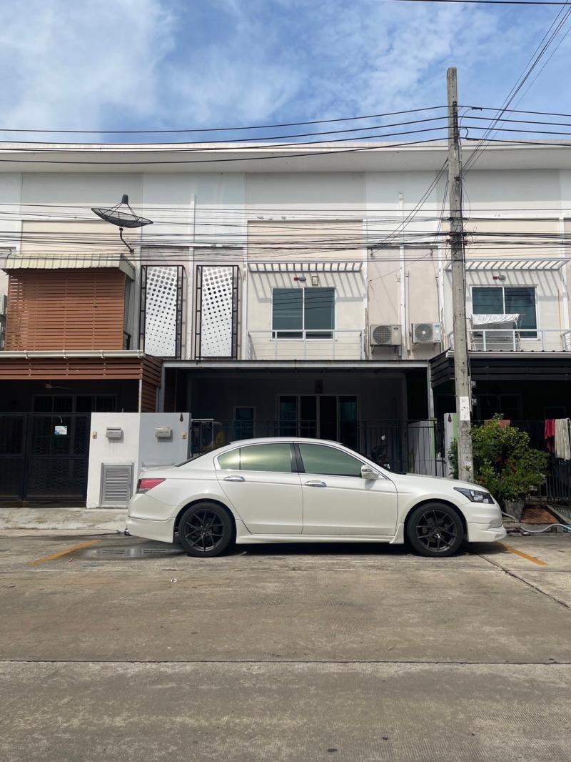 ขายทาวน์เฮ้าส์มือสอง เขตคลองสามวา กรุงเทพมหานคร  โครงการ อาร์ เค พาร์ค รามอินทรา-ซาฟารี