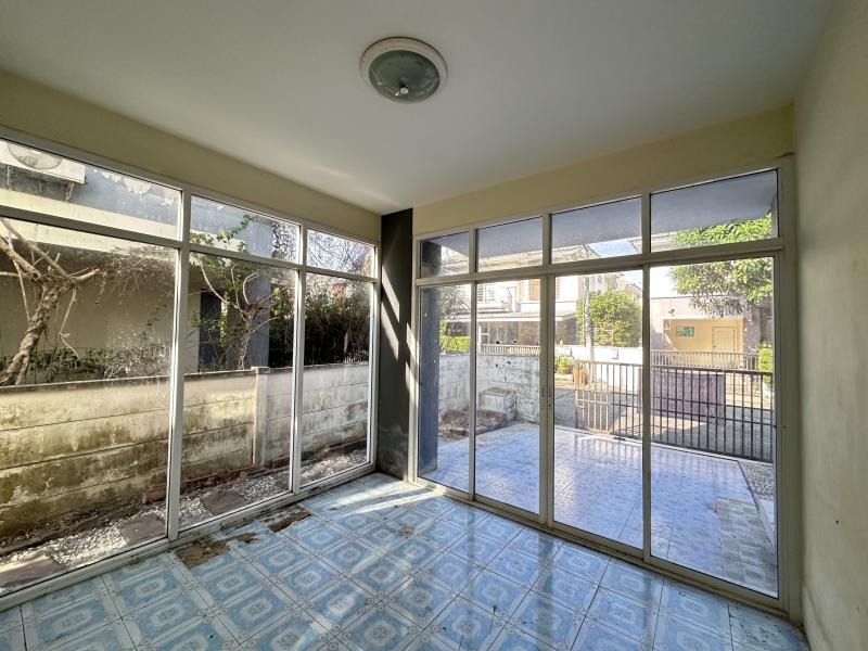 ขายบ้านเดี่ยวมือสอง อำเภอบางบัวทอง จังหวัดนนทบุรี  โครงการ เดอะลิฟวิ่ง บาย คุณาลัย