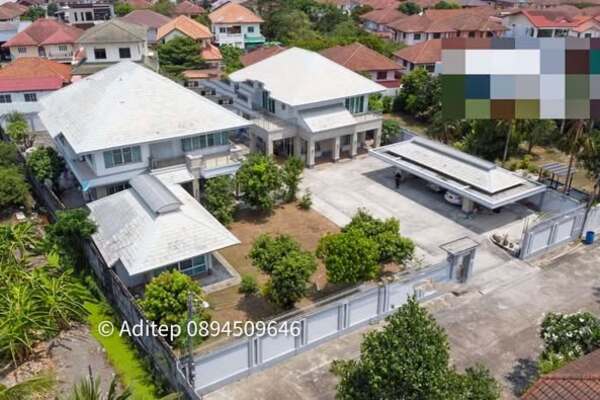  ขายคฤหาสน์หรู 2 หลัง + เรือนรับรอง บนพื้นที่ 418 ตร.วา 9 ห้องนอน 9 ห้องน้ำ 5 ที่จอดรถ หมู่บ้านเพชรเกษม 3 ซอยเพชรเกษม 94 – ทำเลศักยภาพ 