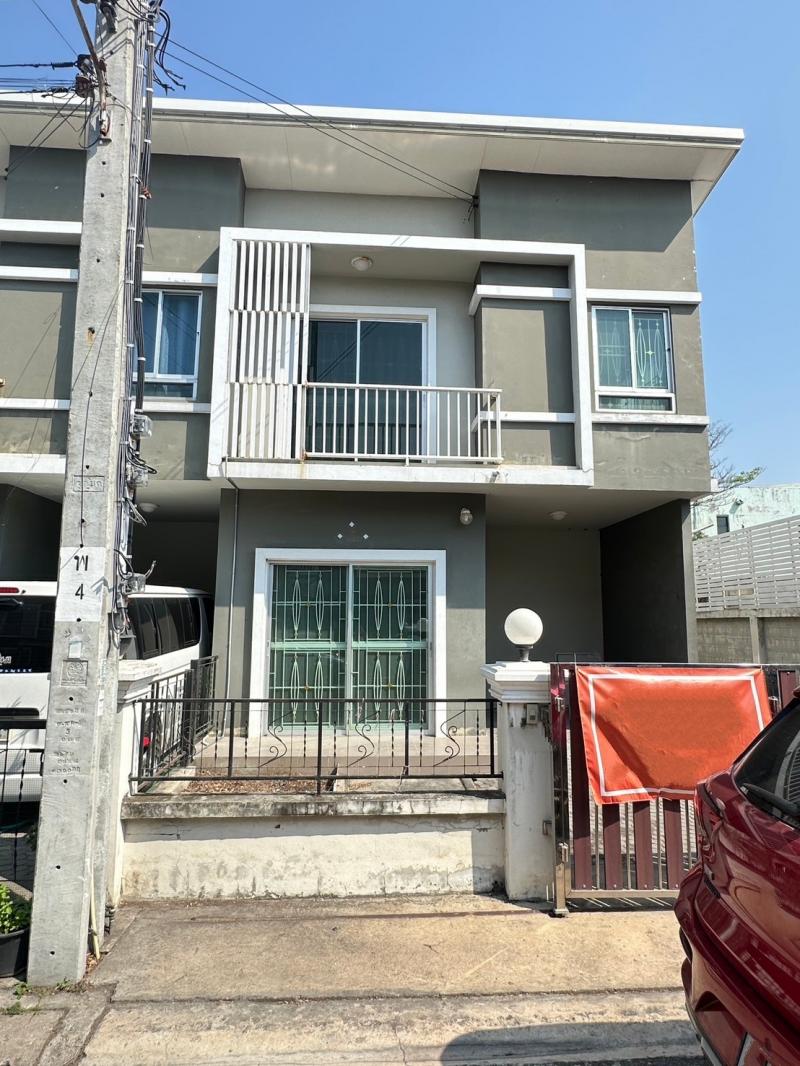 ขายทาวน์เฮ้าส์มือสอง อำเภอเมืองสมุทรปราการ จังหวัดสมุทรปราการ  โครงการ นิรันดร์ วิลล์ 12 (หลังมุม)