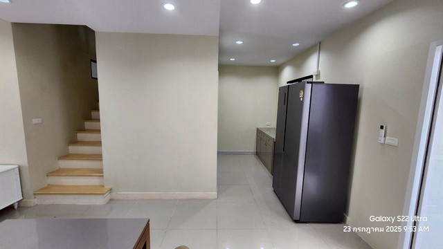 ให้เช่าทาวเฮ้าส์​2​ชั้น 4 ห้องนอน 2 ห้องน้ำ หมู่บ้านเดอะคอนเนค พัฒนาการ 44