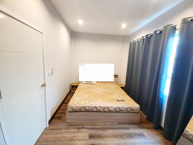 พร้อมอยู่ ตกแต่งเสร็จ ให้เช่าบ้าน ทาวน์โฮม 2 ชั้น  3นอน สุขสวัสดิ์-พุทธบูชา36-42 พระจอมเกล้าธนบุรี 2 กม. โรงเรียนรุ่งอรุณ 19ตรว. 149ตรม.