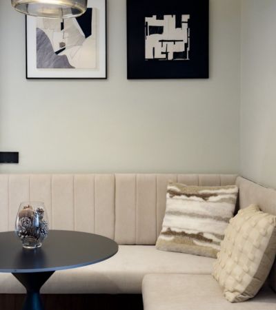 103 คอนโดมิเนียม 2 ถ.นิมมาน ซอย 12 ใกล้ ม.เชียงใหม่ เมญ่า ห้องขนาดกะทัดรัด ตกแต่งครบ พร้อมเฟอร์นิเจอร์