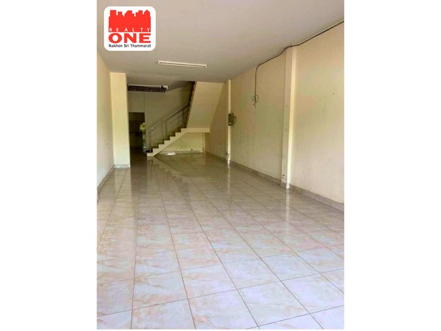 อาคารพาณิชย์ 2 ชั้น ใกล้ชุมชนเเละ บขส.พัทลุง เหมาะสำหรับค้าขาย หรือทำสำนักงาน