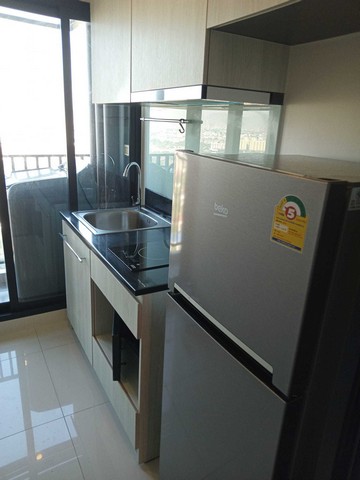 ให้เช่า Niche Mono Mega Space บางนา ห้องสวย วิวทะเลสาบและสระว่ายน้ำ