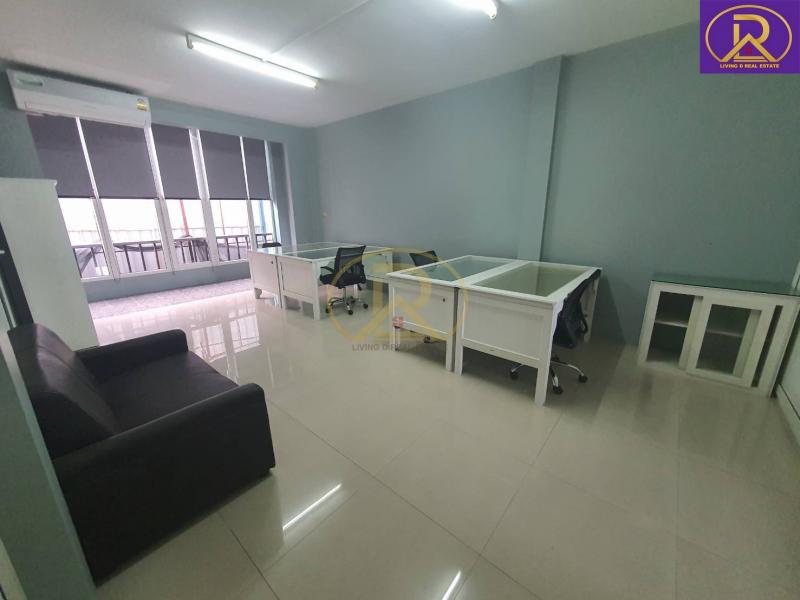ให้เช่าสำนักงานพัทยา (Office Pattaya) Deku ติดถนนสุขุมวิท พัทยา หน้าโครงการสิริศา12 ชั้น 4 ต.นาเกลือ อ.บางละมุง จ.ชลบุรี
