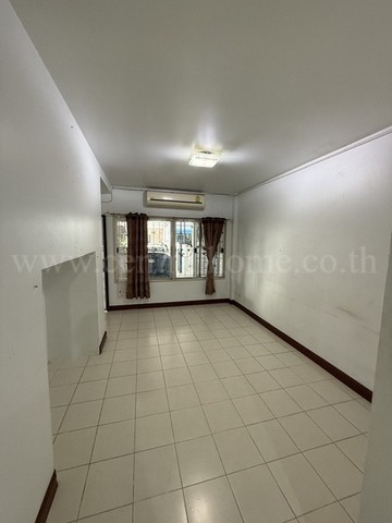 ทาวน์เฮ้าส์ หมู่บ้าน อารียา แอทโฮม ซ.มัยลาภ เกษตร - นวมินทร์