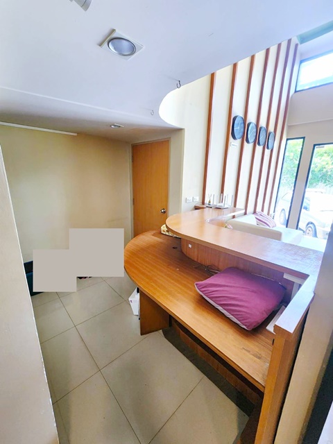 THE MALL รามคำแหง  200ม.  MRTสีส้ม รามคำแหง12-24 100ม. ให้เช่าอาคาร1 ชั้น 43 ตร.ม.13ตร.วา.นวด สปา ขนส่ง สินค้าสต๊อก