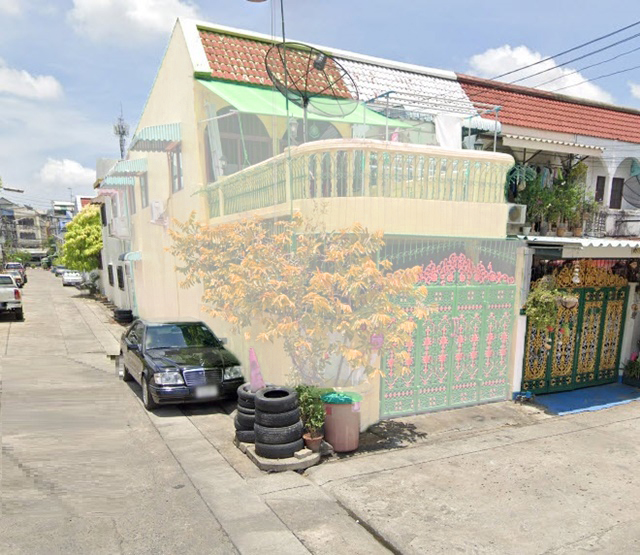  BTSจรัญ13 1.5 กม.ราชพฤกษ์ บางแวก7-16 หัวมุม MRTท่าพระ 2กม. ทาวน์เฮ้าส์รีโนเวทใหม่   22 ตร.ว. 3 นอน 2 น้ำ