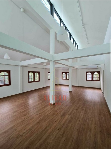 RH081025 ให้เช่า บ้านเดี่ยว 2ชั้น Renovate ใหม่ทั้งหลัง ย่าน โชคชัย 4