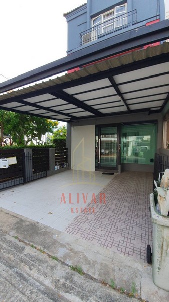 RH081225 ให้เช่า ทาวน์โฮม 3ชั้น 4ห้องนอน หมู่บ้านชาลิสา ลาดพร้าววังหิน 34 ตกแต่งพร้อมอยู่