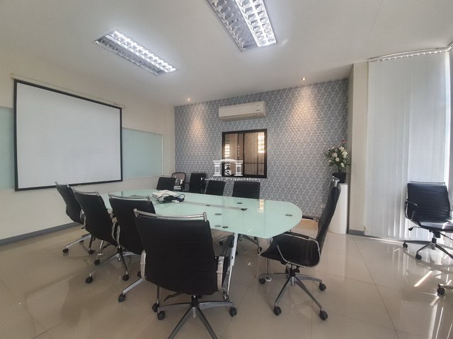 ขาย โกดัง ประชาอุทิศ, สุขสวัสดิ์, คู่สร้างMCP 2 ถนนประชาอุิทศ-คู่สร้าง เนื้อที่ 311.4 ตร.ว.ทำเล : ประชาอุทิศ, สุขสวัสดิ์, คู่สร้างใกล้วงแหวนอุตสาหกรรม, BIG C, โรงพยาบาลเปาโล พระประแดง, วัดคู่สร้าง เข้าออกได้ทั้งประชาอุทิศและสุขสวัสดิ์ได้หน้ากว้าง 12 เมตร ด้านในกว้าง 38 เมตร ลึก 42 เมตร และ 56 เมตรโกดังพร้อมสำนักงาน 2 ชั้น สภาพดี พร้อมใช้งาน*******************ต้องการรายละเอียดเพิ่มเติม หรื