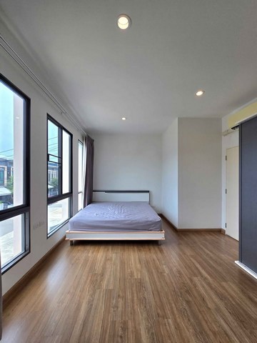 ให้เช่าทาวโฮม2 ชั้น ใกล้ รร.นานาชาติคอนคอเดียน , รร. ราชวินิตบางแก้ว   ใกล้เมกะบางนา โครงการสุขุมวิท-บางนา