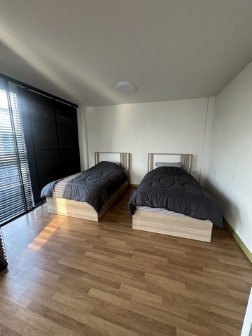 เช่า TownHome แยกรัชดา-ลาดพร้าว เช่าเดือนละ 68,000 บาท  แปลงA1 200 ตร.ม. 3ชั้น