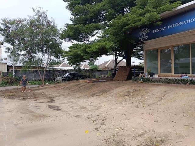 HR 6125 ให้เช่าอาคารพร้อมที่ดินเปล่าขนาด 200 ตารางวา ถนนเลียบทางด่วนรามอินทรา ประดิษฐ์มนูธรรม