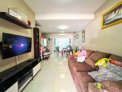 เลือกบ้านทำน้อย เข้าอยู่ได้เลยต้องหลังนี้! ขายทาวน์โฮม เดอะคอนเนค 22 รามอินทรา-มีนบุรี ใกล้ Fashion Island แค่ 10 นาที!