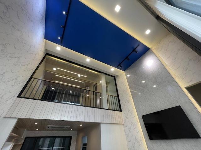 HR 6123 ให้เช่าออฟฟิศทาวน์โฮม 3.5 ชั้น พหลโยธิน92  ใกล้สนามบินดอนเมือง