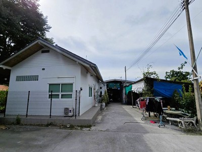 ขายที่ดิน พร้อมสิ่งปลูกสร้าง หอพัก 34 ห้อง ผู้เช่าเต็มตลอด สามารถต่อเติมเป็น 2 ชั้นเพื่อทำรายได้มากขึ้นเป็น 2 เท่าได้!!! รีบจับจองด่วน