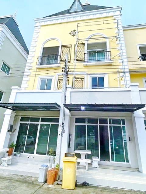 ถ รามอินทรา-พระยาสุเรนทร์ ให้เช่าทาวน์โฮม 3 ชั้น 19ตร.วา. 229 ตร.ม.MRTบางชัน 2.6กม. ติดถนน เหมาะกับโฮมออฟฟิศ โชว์รูม 