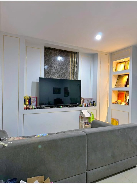 ให้เช่าอาคาร  3 ชั้น 20ตร.วา. พร้อมเฟอร์  3นอน 3น้ำ แม็คสมุทรสาคร 1.1 กม. ตลาดมหาชัย 200 ม.โคร บิ๊กซี มหาชัย 2 900 ม.