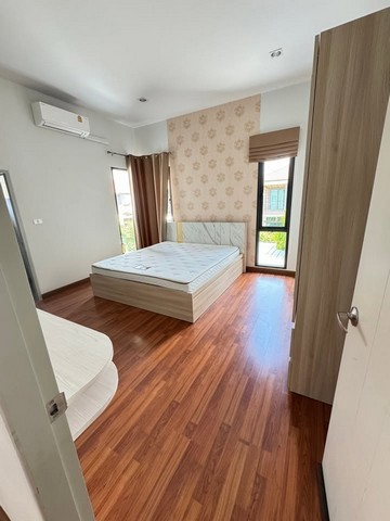 ให้เช่าบ้านเดี่ยว2ชั้น ในโครงการหมู่บ้านธนาภิรมย์ นวนคร ใกล้ฟิวเจอร์พาร์ค รังสิต, Zpell, โฮมโปร, เทสโก้ โลตัสและ เซียร์ รังสิต