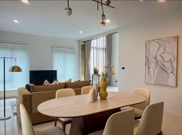 LV53227 ขาย บ้านเดี่ยว บุราสิริ กรุงเทพกรีฑา Burasiri Krungthepkreetha ติดกับโรงเรียนนานาชาติ Brighton