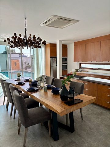 ทำเลที่ดีที่สุดในเชียงใหม่ พูลวิลล่าให้เช่า 130,000 บาท/เดือน ขาย 15.9 ล้าน 159 ตรว. #สันพระเนตร #สันทราย บ้าน 2 ชั้น #สไตล์โมเดิร์น