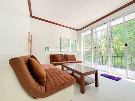 อพาร์ทเม้นท์ให้เช่า หลังใหญ่ 3 ห้องนอน ต.หน้าเมือง อ.เกาะสมุย สุราษฎร์ธานี ไม่ไกลจากหาดแหลมเส็ด แหลมสอ หัวถนน