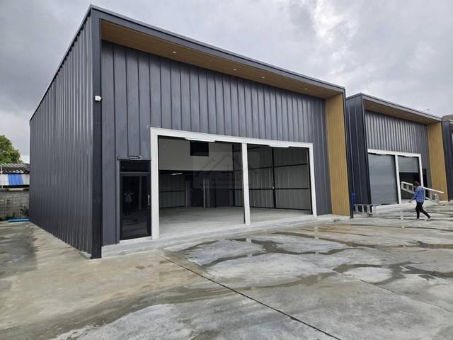 ให้เช่าโกดังพร้อมออฟฟิศ 2 ชั้น 192 ตรม. ซ.ศรีนครินทร์24 ใกล้ MRT ศรีนุช (จดทะเบียนบริษัทได้)