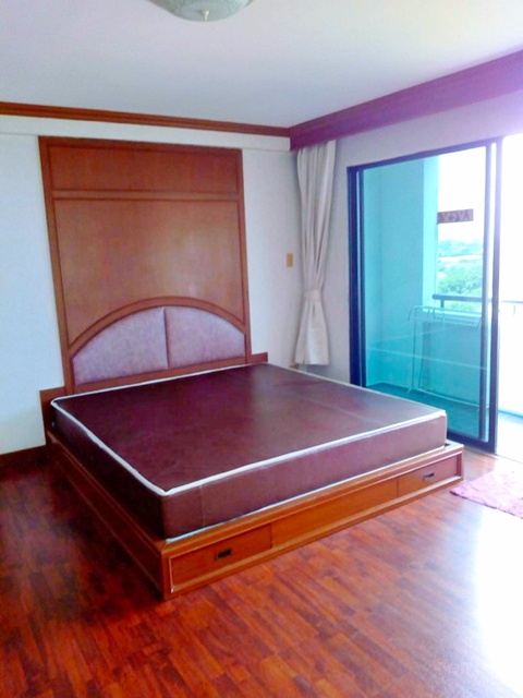 ARLหัวหมาก1กม.ให้เช่าคอนโด รีเจนท์ ศรีนครินทร์ 68ตร.ม.แม็กซ์แวลู พัฒนาการ 600ม.  1-2นอน  ห้องมุม 1น้ำ  ชั้น8 ตึกB เฟอร์ เครื่องใช้ไฟฟ้า