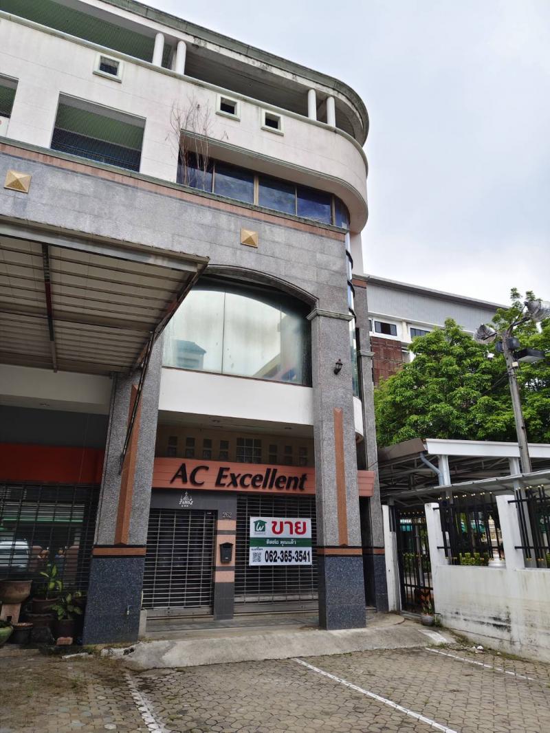 ขายด่วนโฮมออฟฟิศ 4 ชั้น ในพิ้นที่โครงการกรุงธนเมืองแก้ว หลังริม เยื้องตั้งฮั่วเส็ง-เก่า ถนนสิรินธร บางพลัด  ติดศูนย์วิทยาศาสตร์ ม.สวนดุสิต 