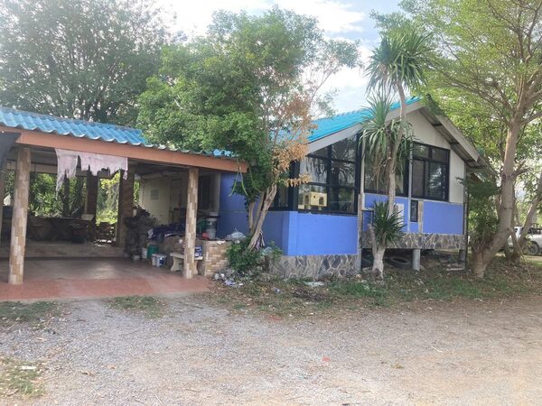 ขายบ้านพร้อมที่ดิน ทำเลทอง ต.พญาเย็น อ.ปากช่อง จ.นครราชสีมา