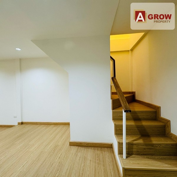 หมู่บ้านสุดที่รัก เสนานิคม1 บ้านสวย ทำเลดี รีโนเวทใหม่ทั้งหลัง พร้อมเข้าอยู่