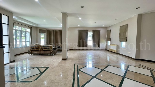 บ้านเดี่ยว ลดาวัลย์ เลคโคโลเนียล กาญจนาภิเษก - พระราม 2 หลังมุม