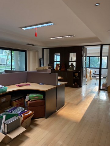 ขายอาคารสำนักงาน 5 ชั้น ใกล้ศาลากลางฯ พื้นที่ใช้สอยกว่า 1,200 ตร.ม. เพียง 41 ล้านบาท เท่านั้น!!