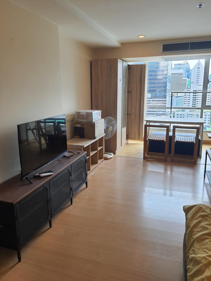 The Trendy Sukhumvit 13 spacious convenient 14th floor BTS Nana
