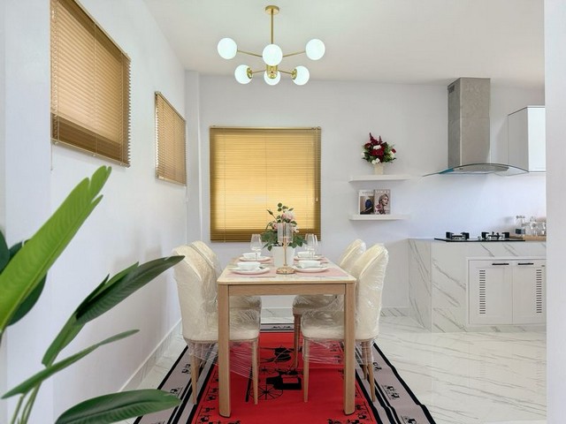 บ้านพฤษารดา มาบประชัน  บ้านเดี่ยวสร้างใหม่พร้อมเข้าอยู่ ซอยสยามคันทรี่คลับ