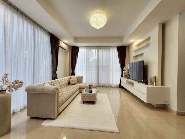 ให้เช่าบ้านเดี่ยว3ชั้น5ห้องนอนย่านห้วยขวางลาดพร้าวรัชดาประชาอุทิศ19 เทียนร่วมมิตรประชาราษฎร์บำเพ็ญ