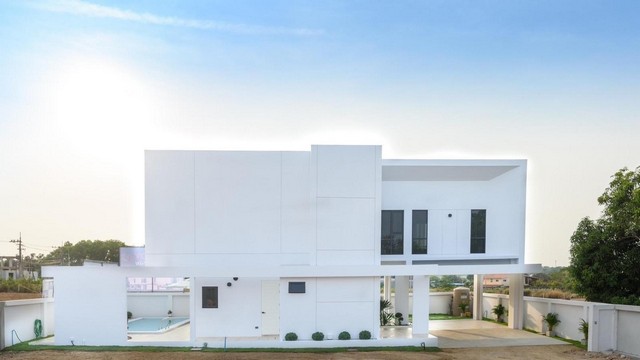 ขายบ้านเดี่ยวพลูวิลล่า 2 ชั้น 380 ตร.ว พร้อมสระว่ายน้ำส่วนตัว ทุ่งกลม-ตาลหมัน อ.บางละมุง จ.ชลบุรี