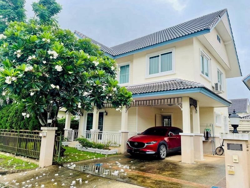 บ้านสวย 2 ชั้น สไตล์อิงลิชคันทรี พร้อมวิวภูเขา โซนสันทราย 