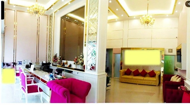 โชว์รูม สำนักงานขาย MRT กระทรวงสาธารณสุข 350 ม. ให้เช่าอาคารพาณิชย์ 2 คูหา 4.5ชั้น คลินิก ออฟฟิศ  บิ๊กซีติวานนท์ 200 ม. ตลาดสดเรวดี 0.8 กม.