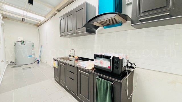 ทาวน์โฮม ซิตี้เซนส์ พลัส ท่าข้าม - พระราม 2 หลังริม