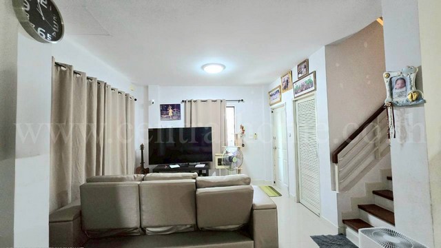 บ้านแฝด 2 ชั้น หมู่บ้านฟ้า ปิยรมย์ พรีเมียร์ พาร์ค เฟส 10 ลำลูกกา